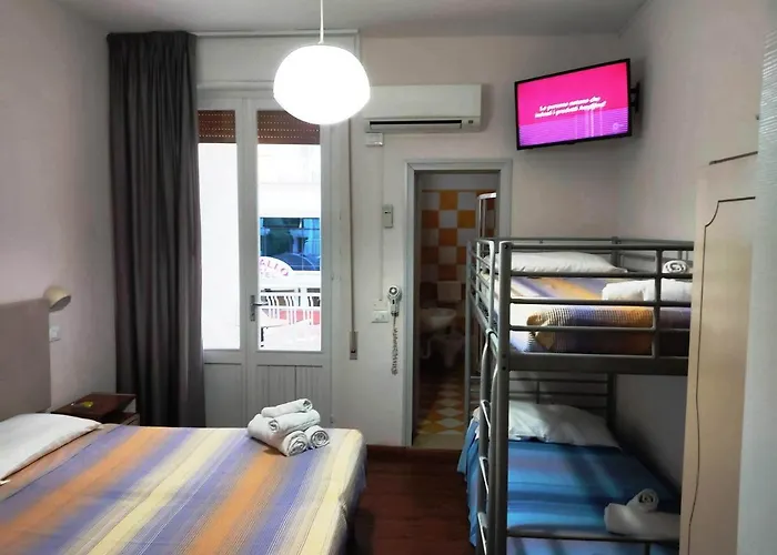 Vienna Hotel 3*